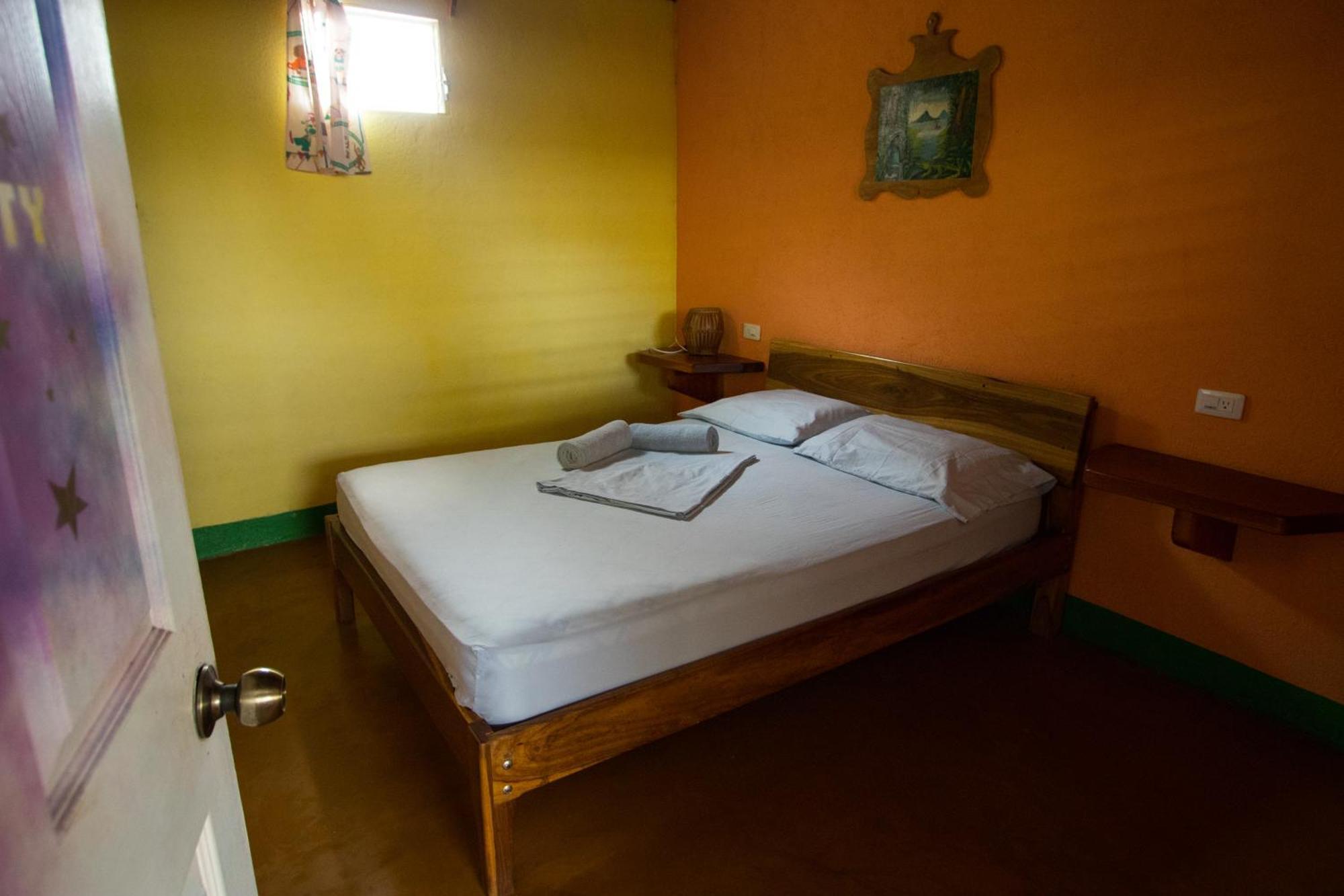 Hostel Life Is Good Moyogalpa Exteriér fotografie
